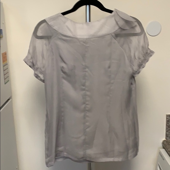 Blouse size L running smaller - Picture 3 of 6